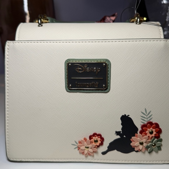 Alice in Wonderland Loungefly purse - Picture 5 of 6